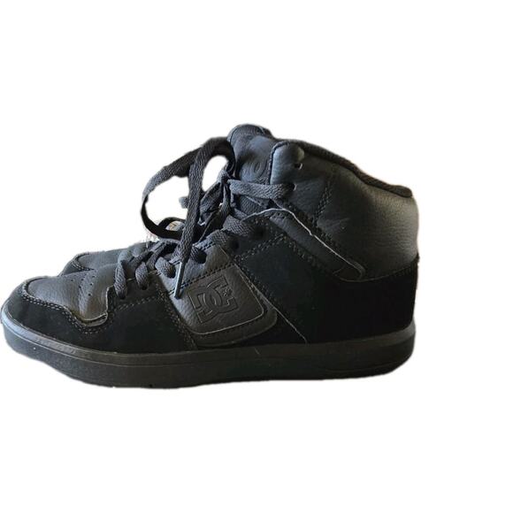 DC SHOES CURE HI TOP LEATHER SNEAKERS Youth Size 6 BLACK - Picture 1 of 8